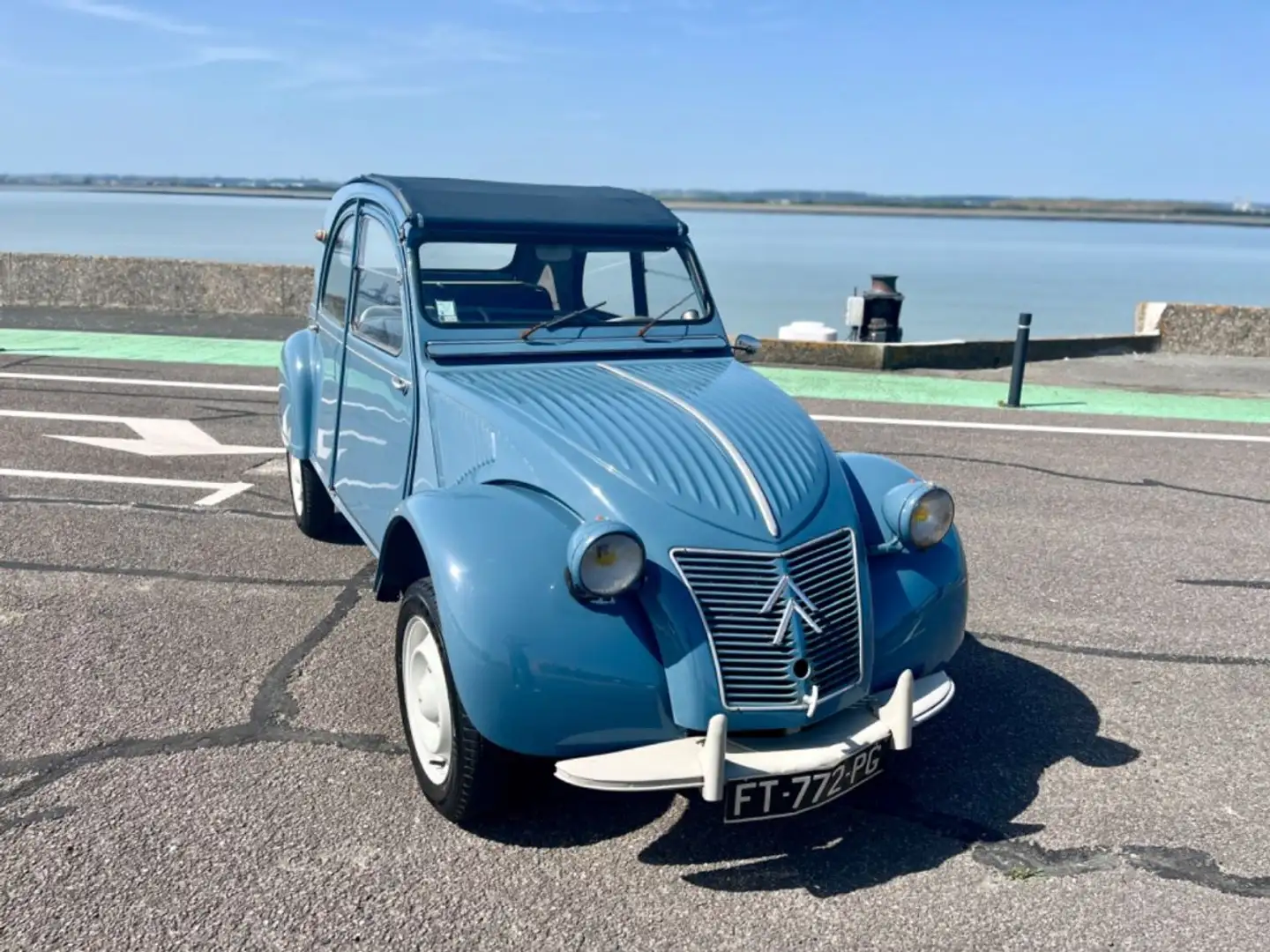 Citroen 2CV AZ Blau - 2