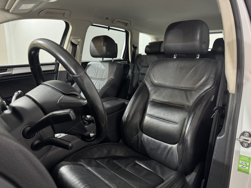 Volkswagen Touareg V6 TDI Terrain Tech 4M *Luft*Kamera*AHK* — photo 14