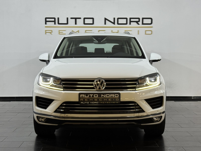 Volkswagen Touareg V6 TDI Terrain Tech 4M *Luft*Kamera*AHK* — photo 2