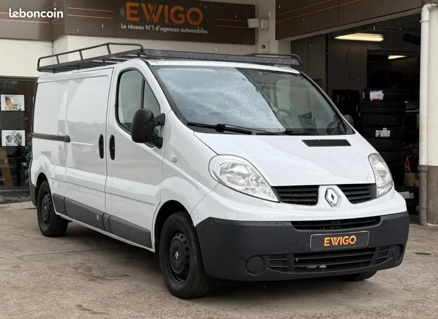 Renault Trafic FOURGON CONFORT L2H1 2.0 DCI 90 + ATTELAGE GALERIE Blanc - 1