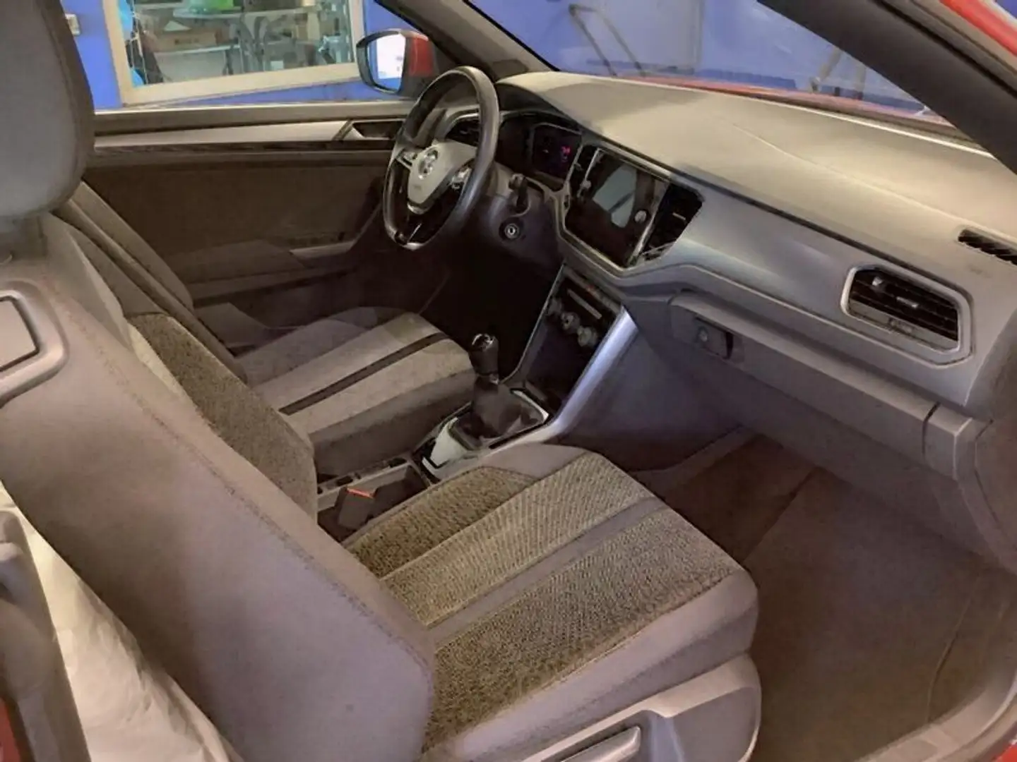 Volkswagen T-Roc 1.5 TSI ACT Style Rosso - 2