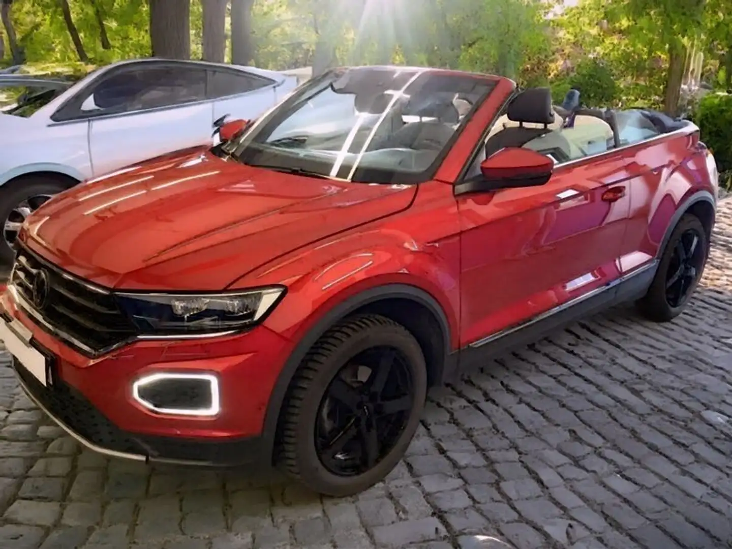 Volkswagen T-Roc 1.5 TSI ACT Style Rosso - 1