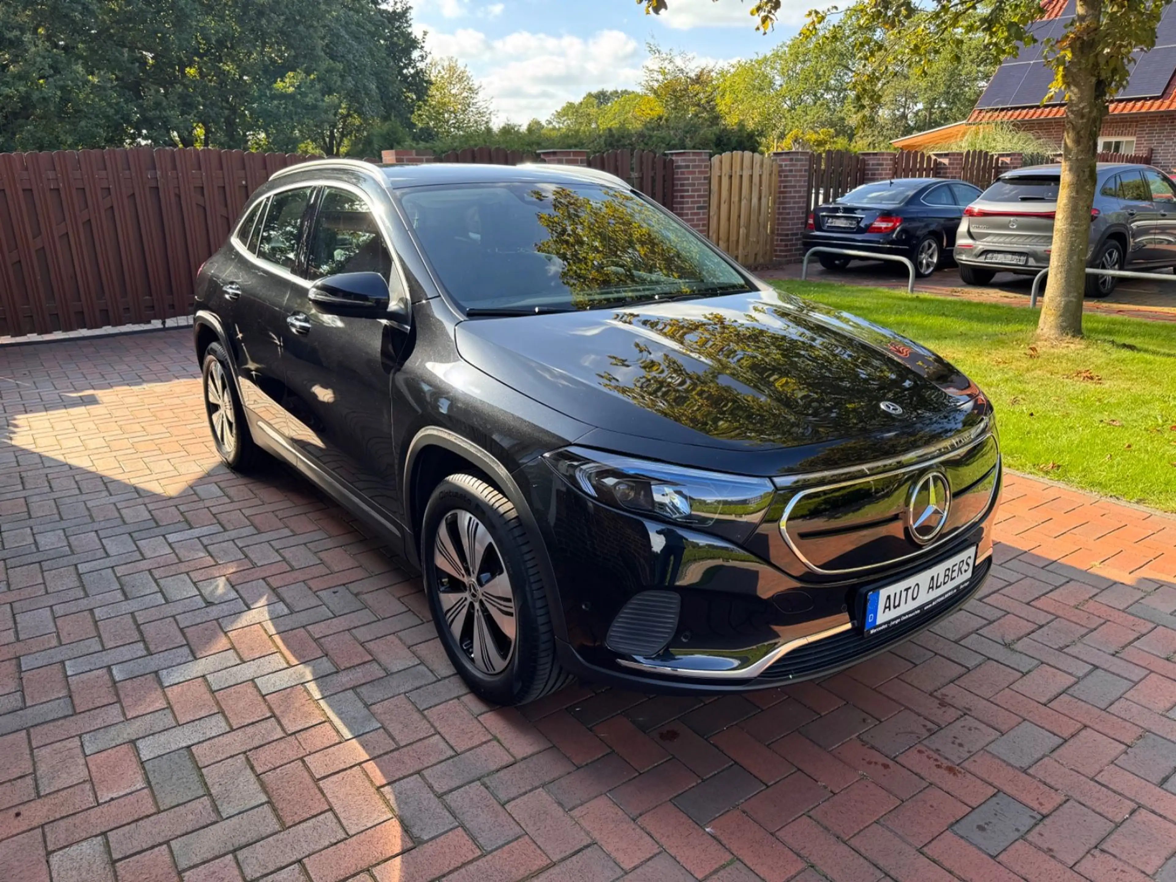 Mercedes-Benz EQA 250+ Progressive — photo 6