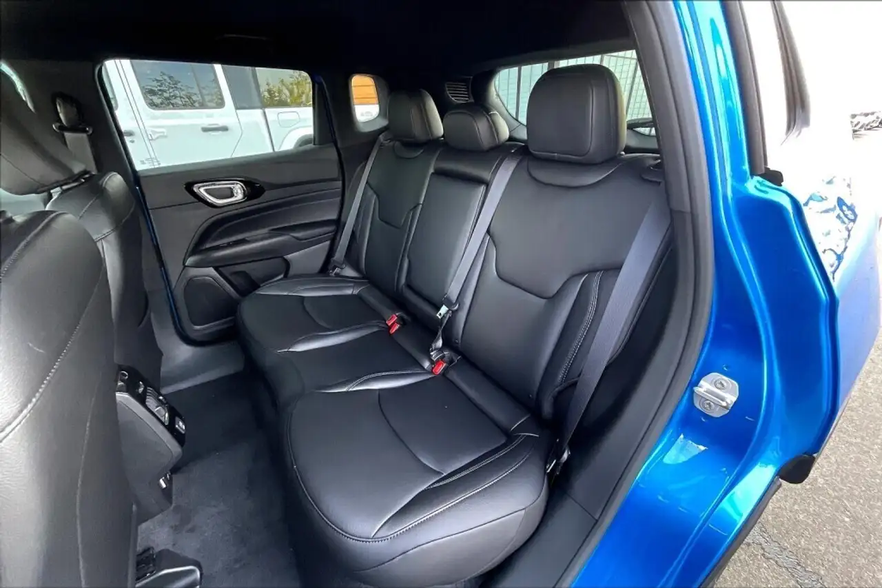 Jeep Compass снимка Jeep Compass