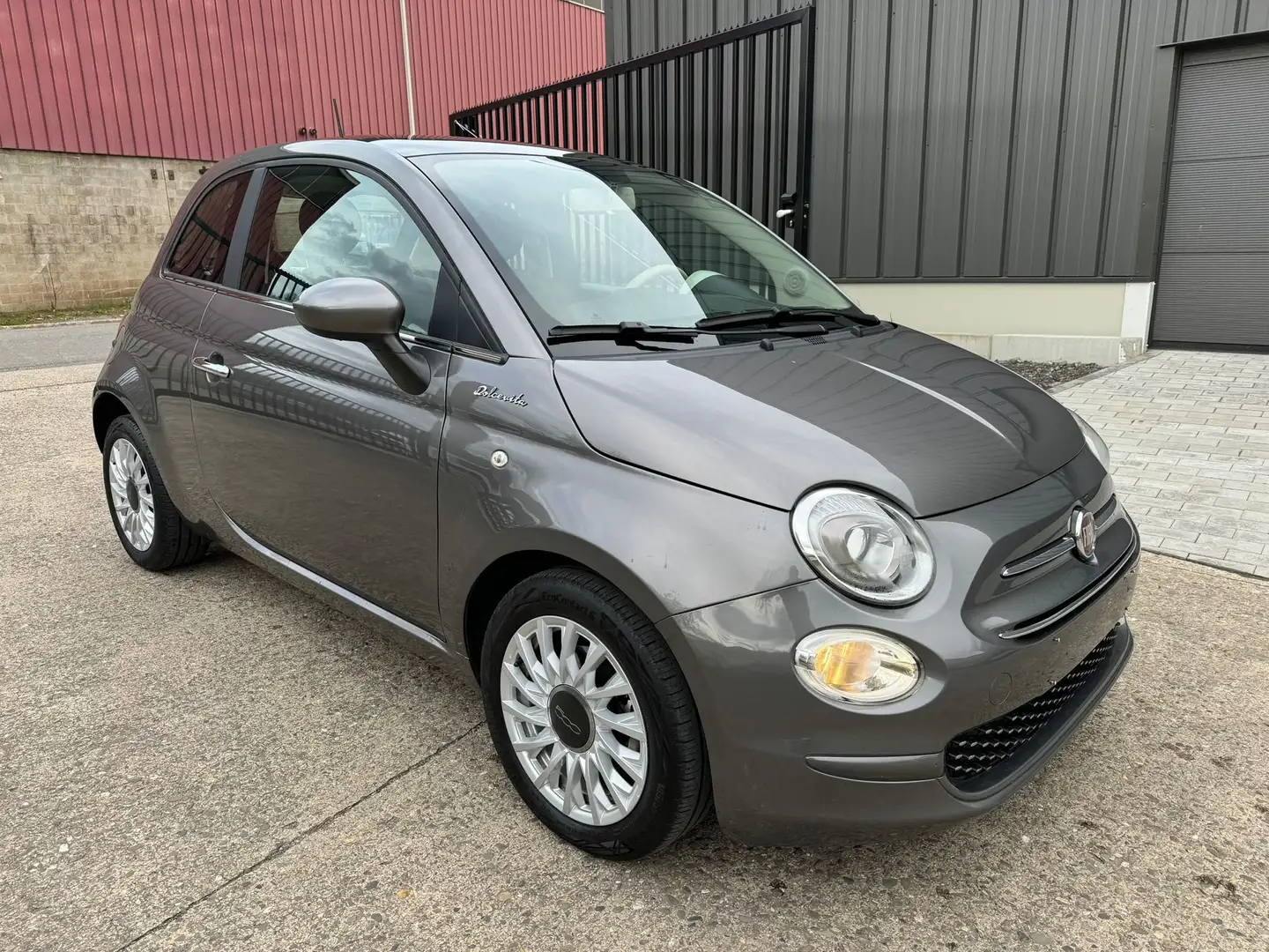 Fiat 500 1.0i Hybrid Dolcevita Carplay/Toit Panoramique/Air Gris - 1