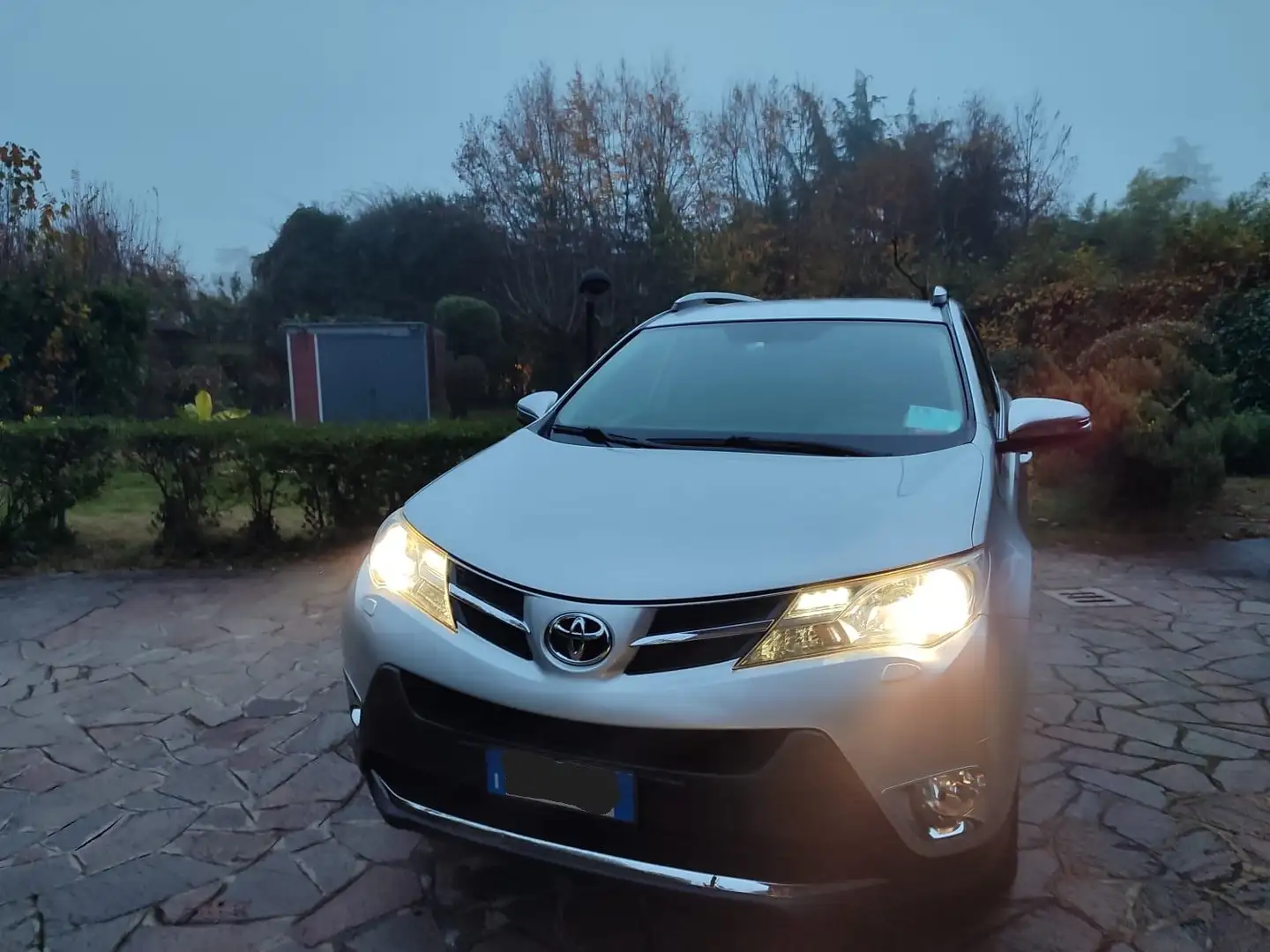 Toyota RAV 4 Rav4 IV 2013 Rav4 2.2 d-cat Lounge 4wd 150cv auto Argento - 2