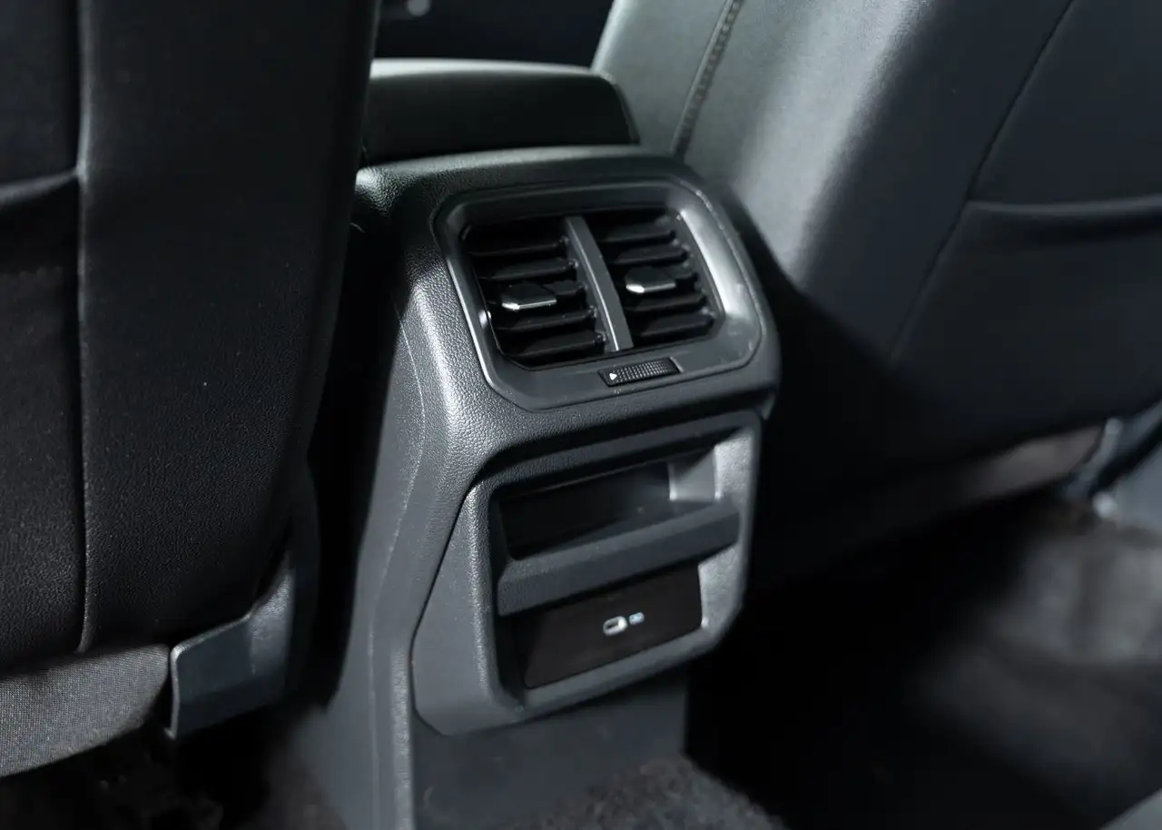 Volkswagen Taos снимка Volkswagen Taos