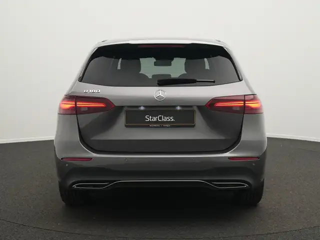 Mercedes-Benz B Class view 4
