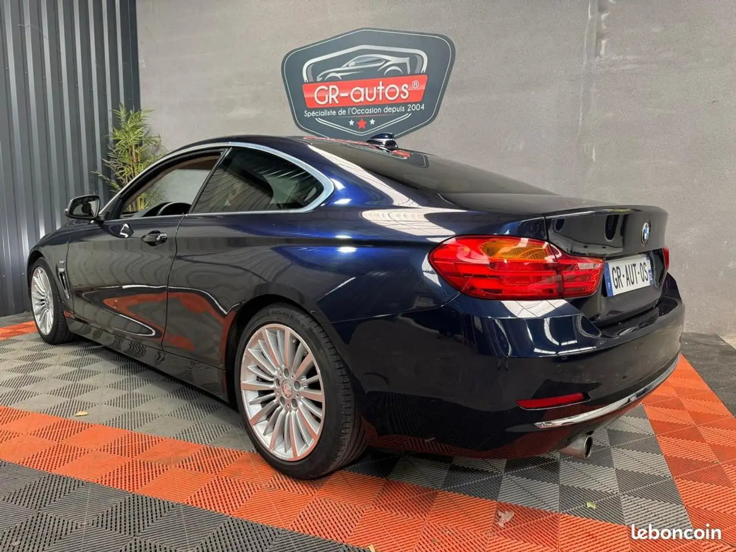 BMW 420 420i Coupe 185cv Luxury ( + Volant Pommeau M ) 104 Bleu - 2