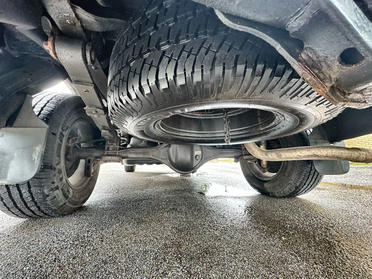 Toyota Tundra снимка Toyota Tundra