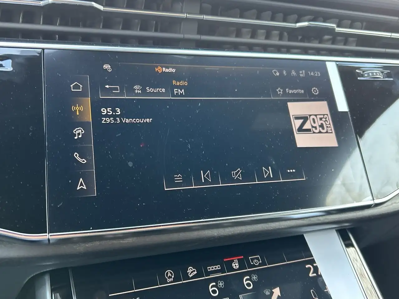 Audi Q7 снимка Audi Q7