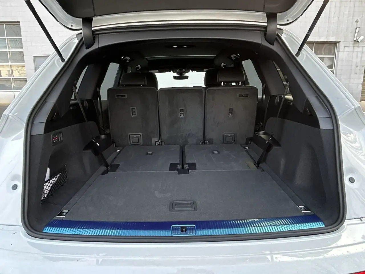 Audi Q7 снимка Audi Q7