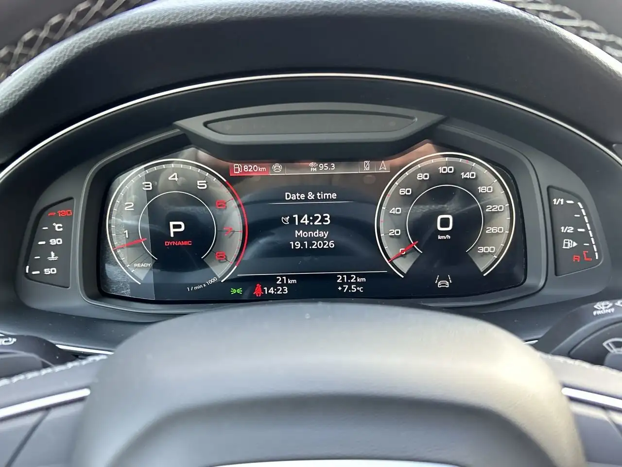 Audi Q7 снимка Audi Q7