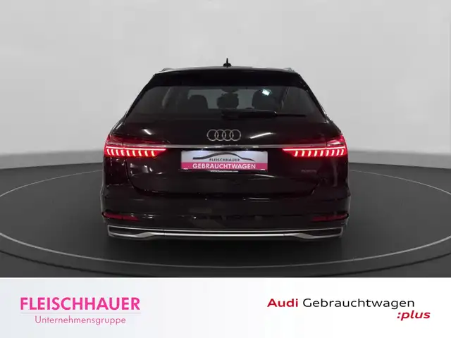 Audi A6 Avant view 6