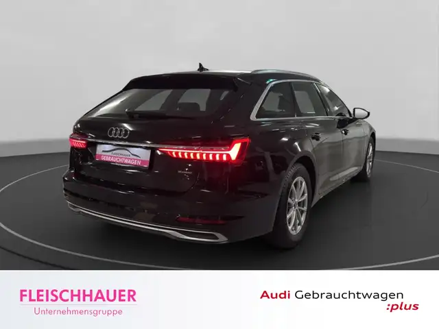 Audi A6 Avant view 7
