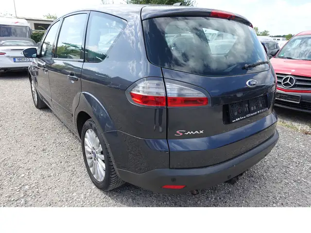 Ford S-Max view 6