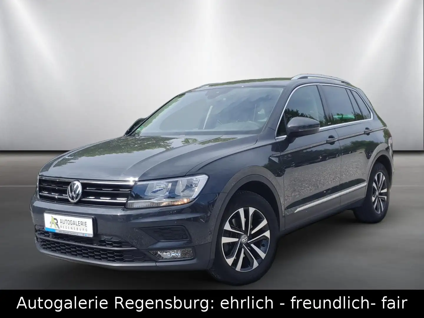 Volkswagen Tiguan 1.5TSI DSG UNITED*NAVI*KAMERA*AHK*APPLE C Grijs - 2