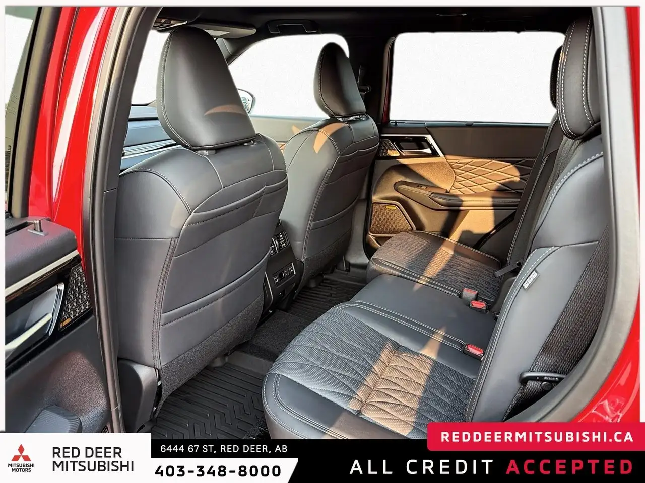 Mitsubishi Outlander photo Mitsubishi Outlander