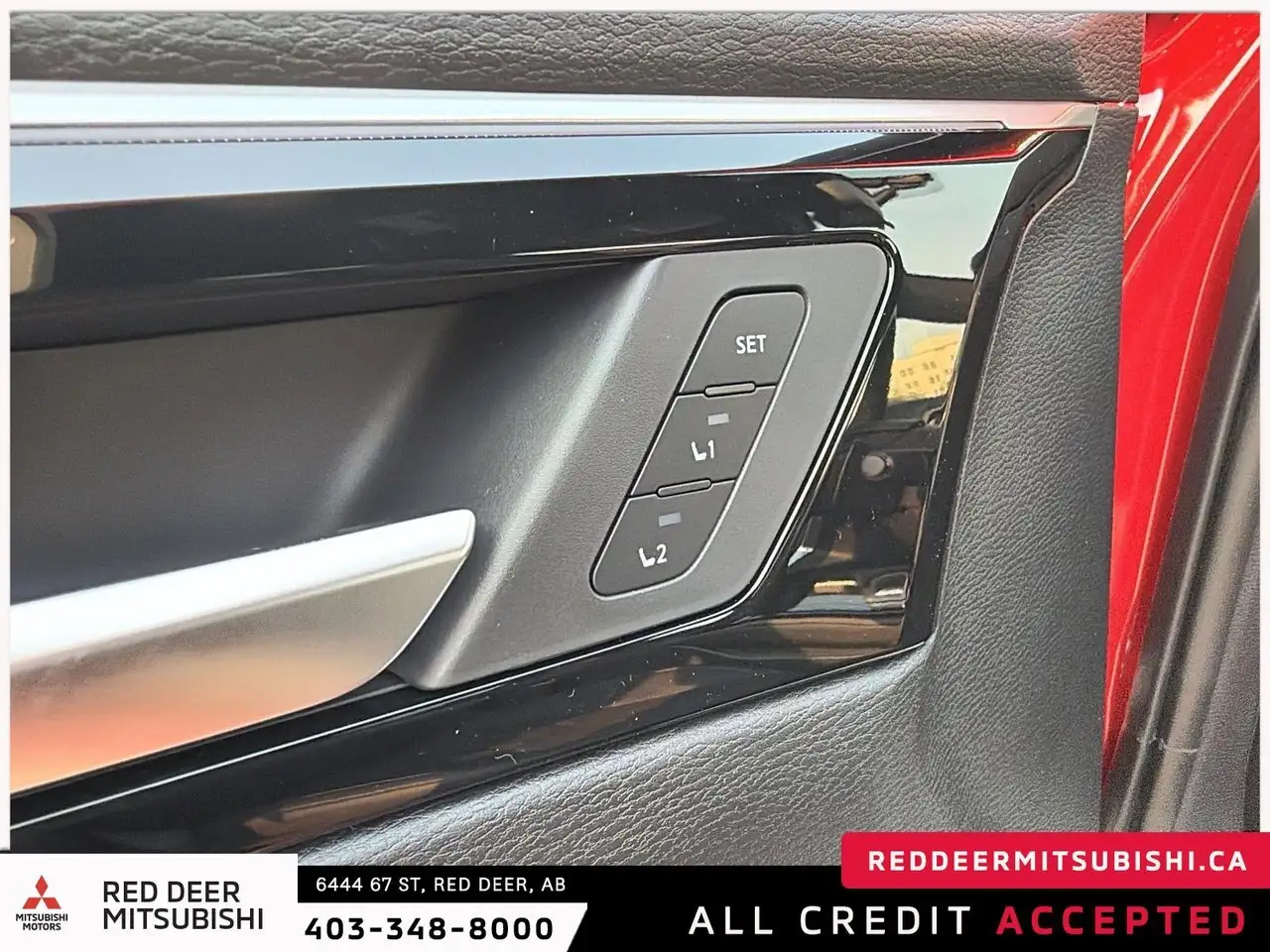 Mitsubishi Outlander photo Mitsubishi Outlander