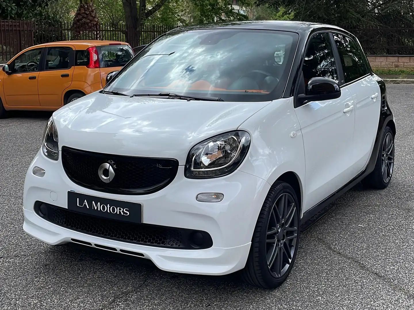 smart forFour Brabus Wit - 2