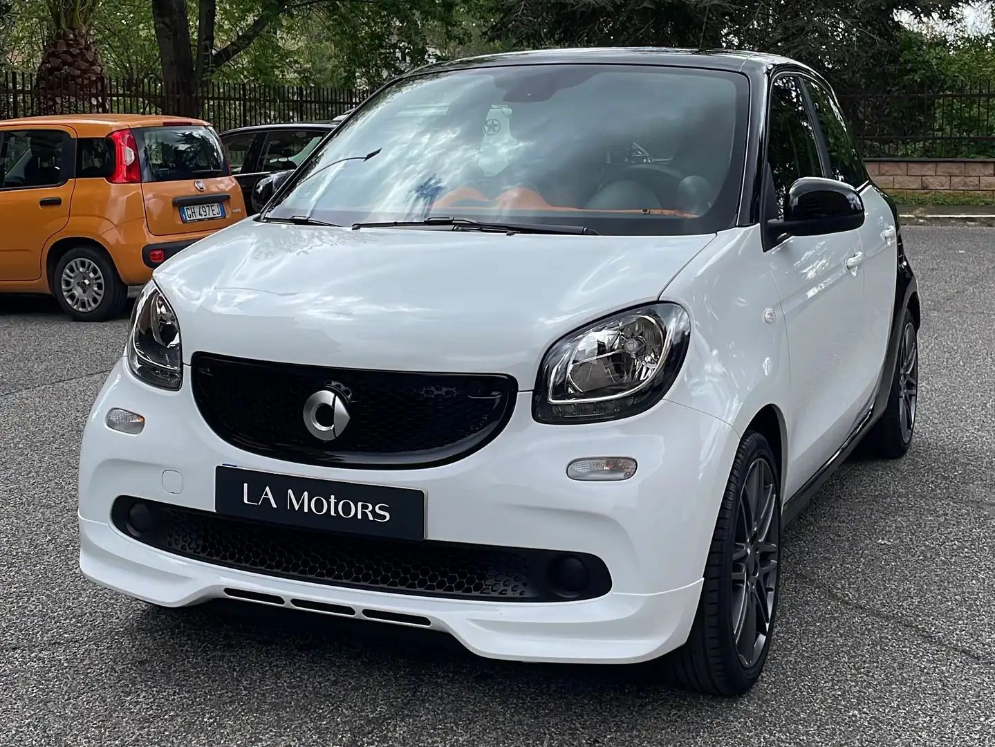 smart forFour Brabus Wit - 1