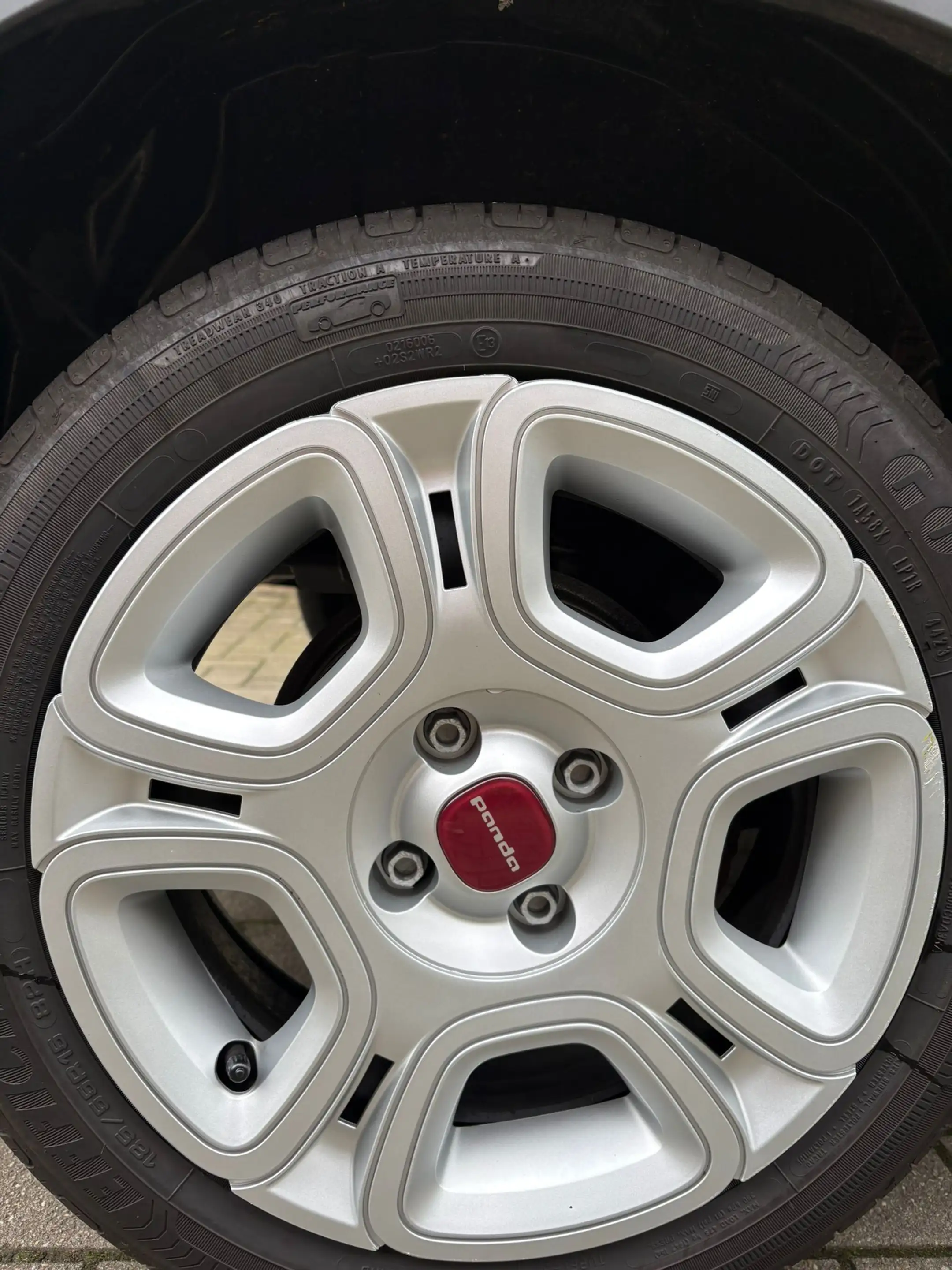 Fiat New Panda 1.0 HYBRID — photo 8