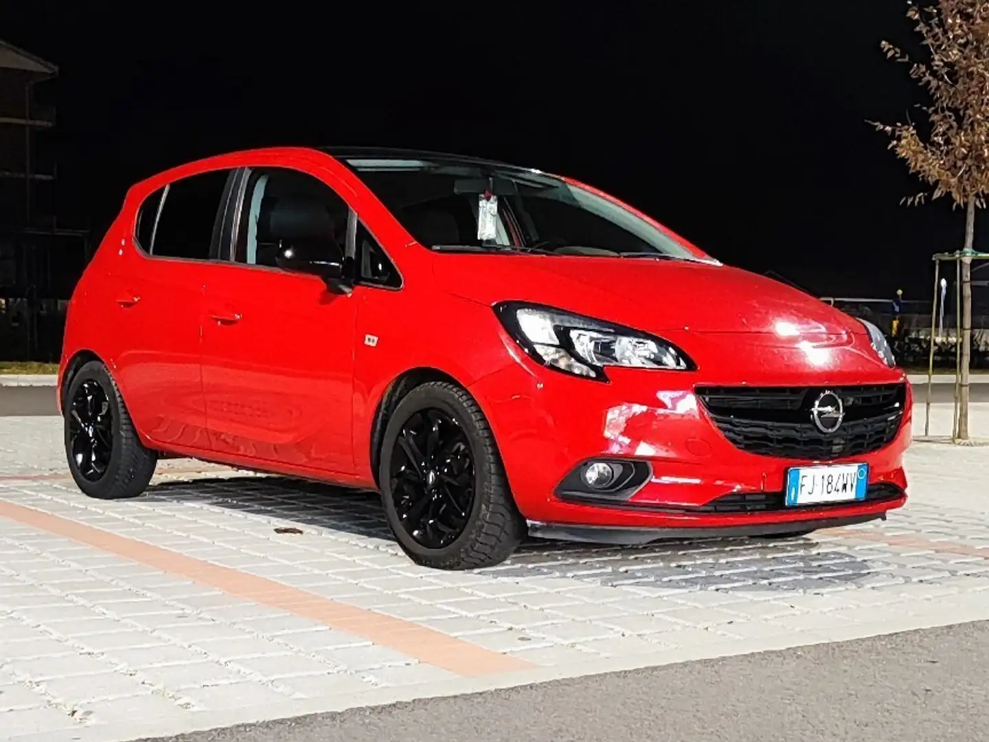 Opel Corsa 5p 1.2 b-Color Rosso - 1
