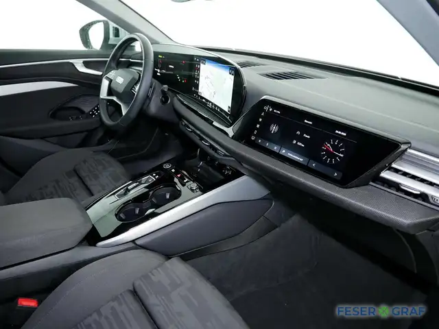 Audi A6 view 6