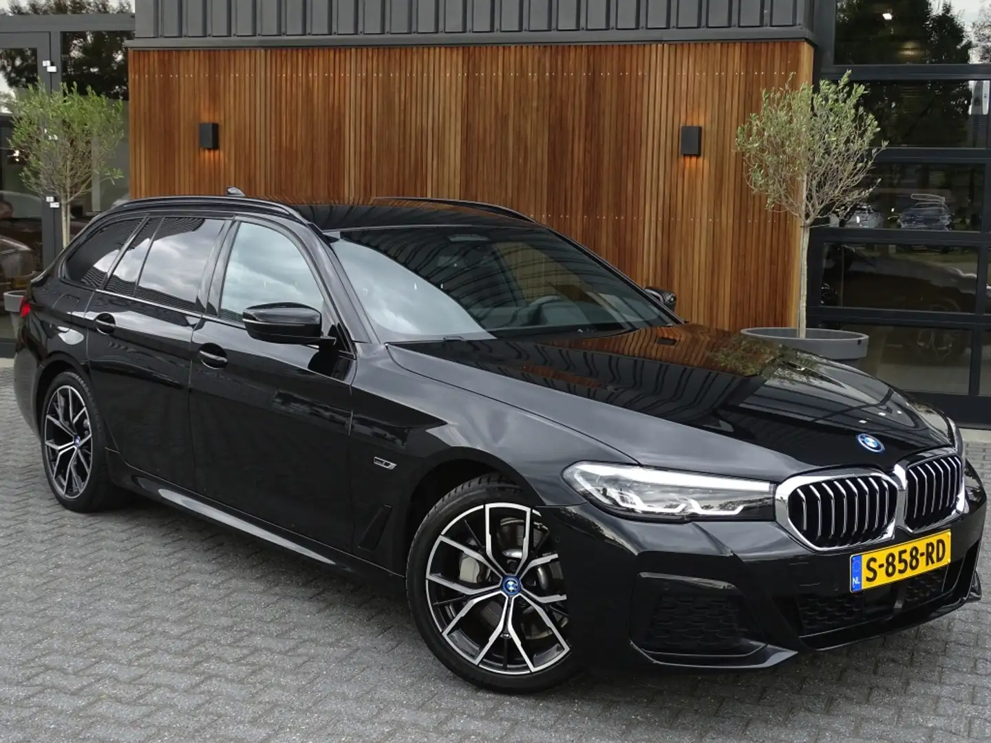 BMW 530 5-serie Touring 530e 292PK / M-sport / Morel Audio Noir - 2