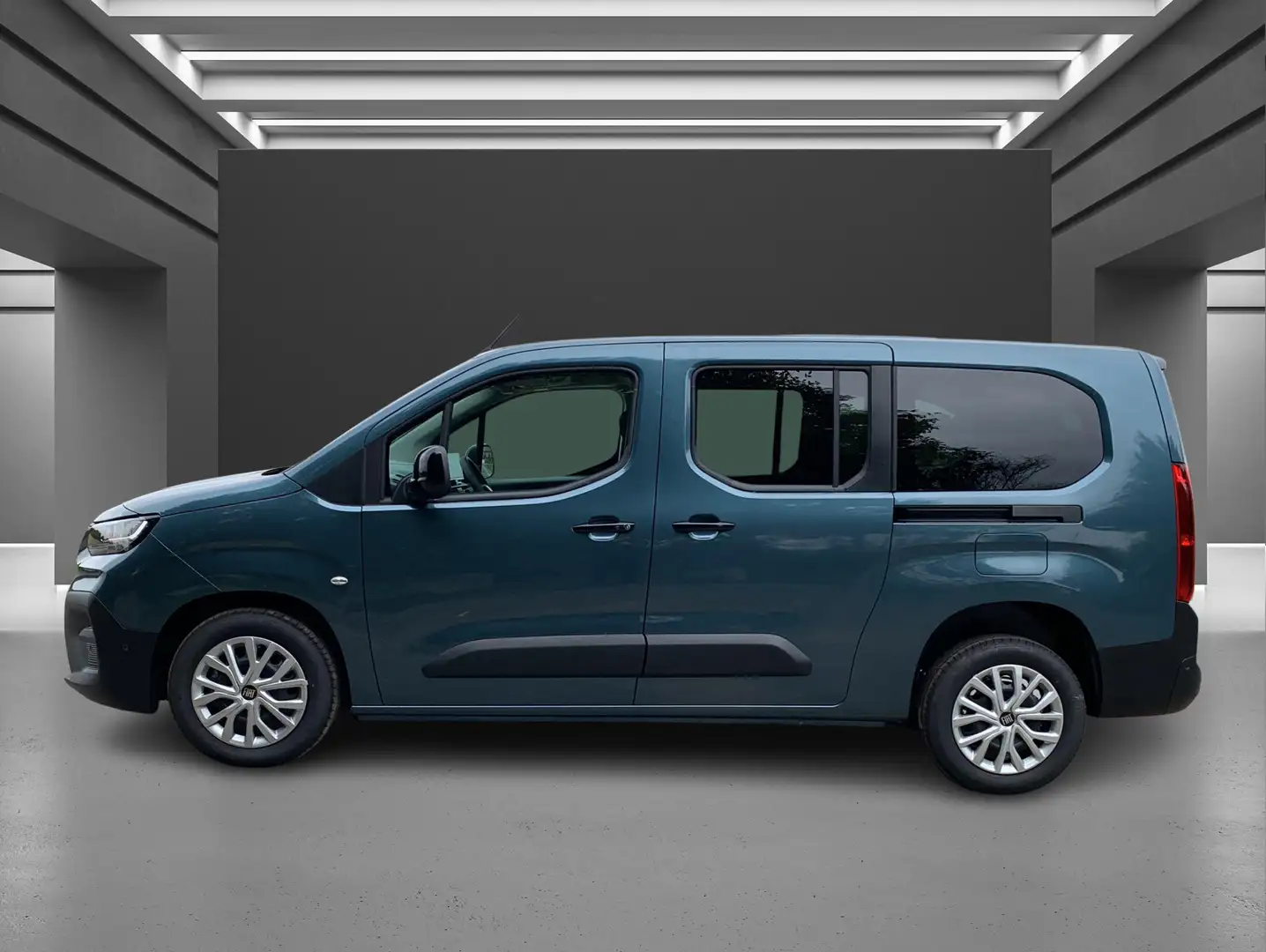 Fiat Doblo L2 1.5 BlueHDi 130 PS Automatik 7 Sitzer Blau - 2