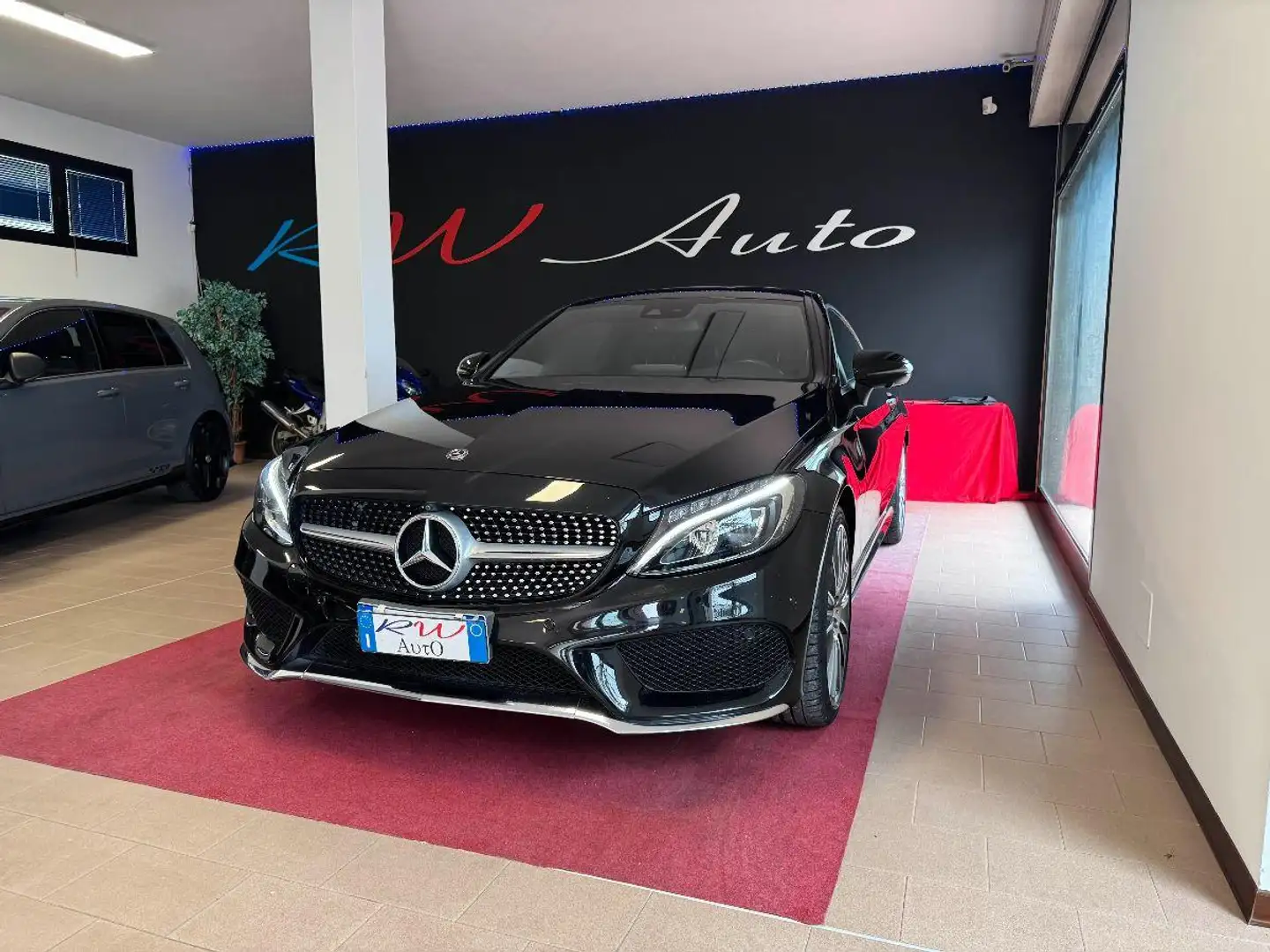 Mercedes-Benz C 220 d 4Matic Automatic CoupÃ© Premium Noir - 1