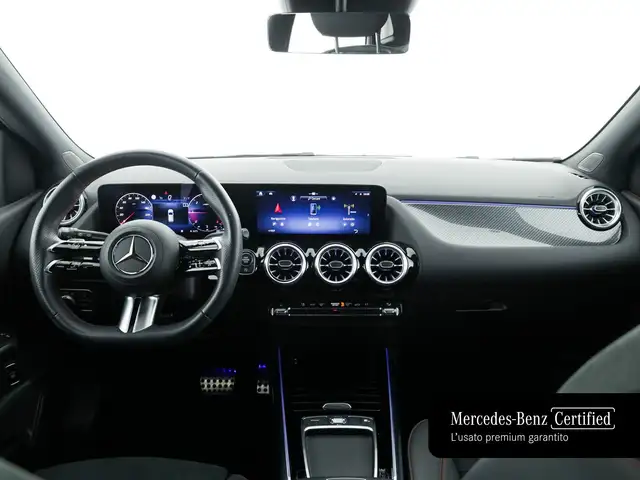 Mercedes-Benz B-Class view 9