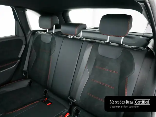 Mercedes-Benz B-Class view 14
