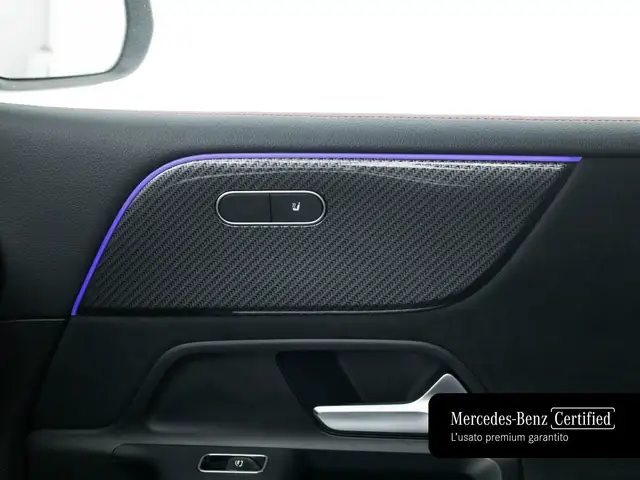 Mercedes-Benz B-Class view 17