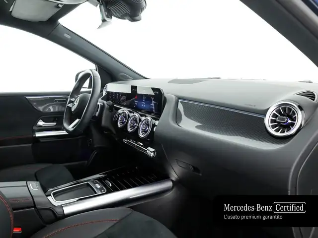 Mercedes-Benz B-Class view 10