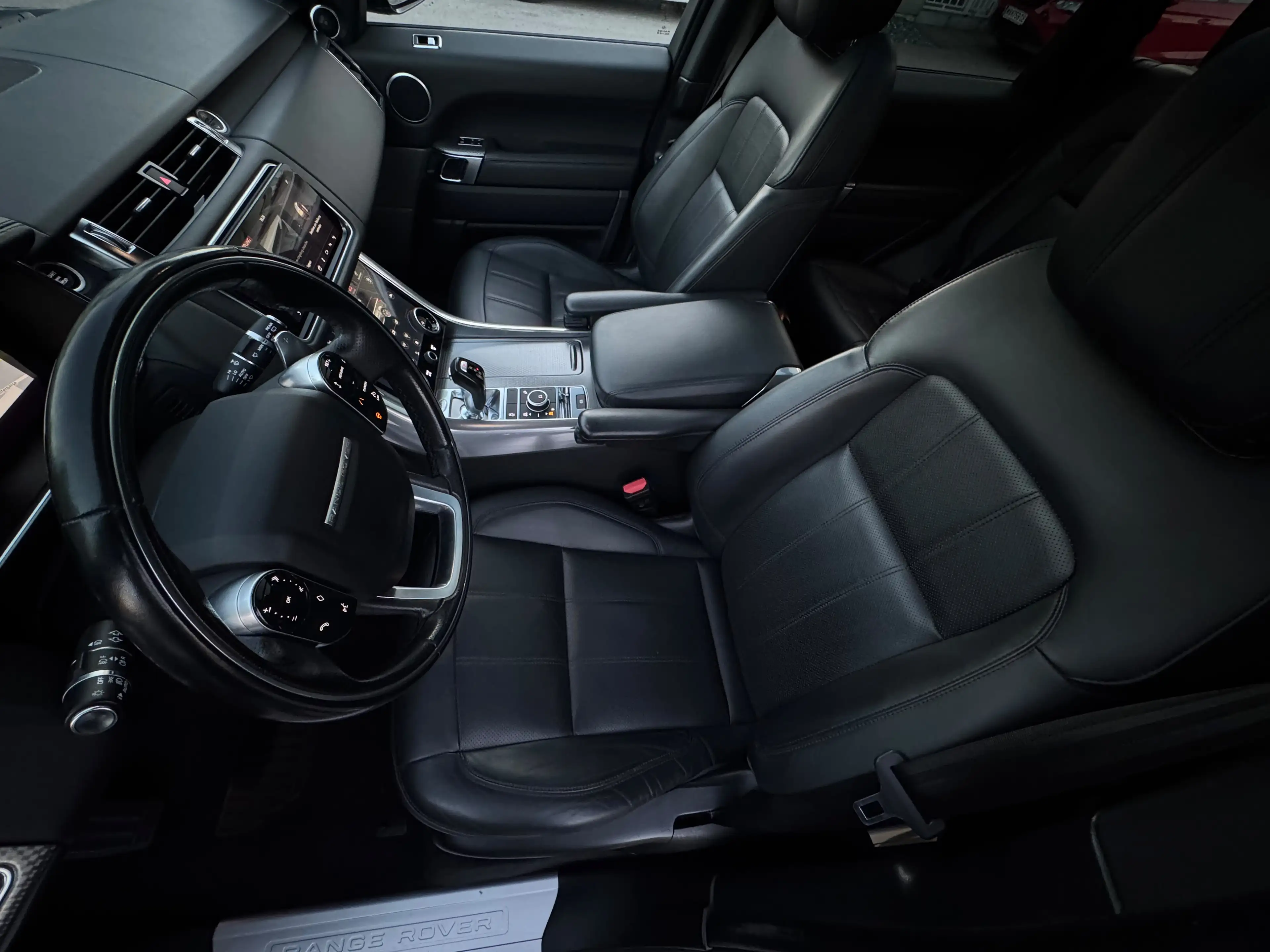Land Rover Range Rover Sport R Dynamic — photo 10