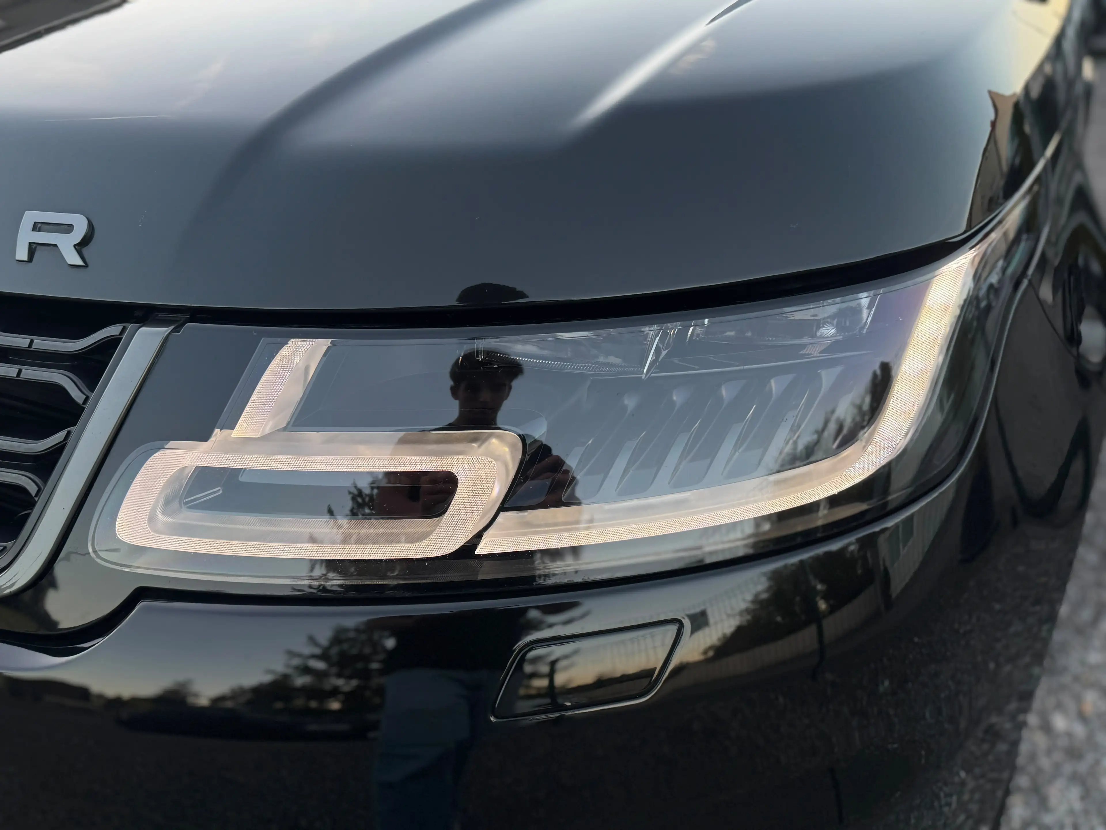 Land Rover Range Rover Sport R Dynamic — photo 9
