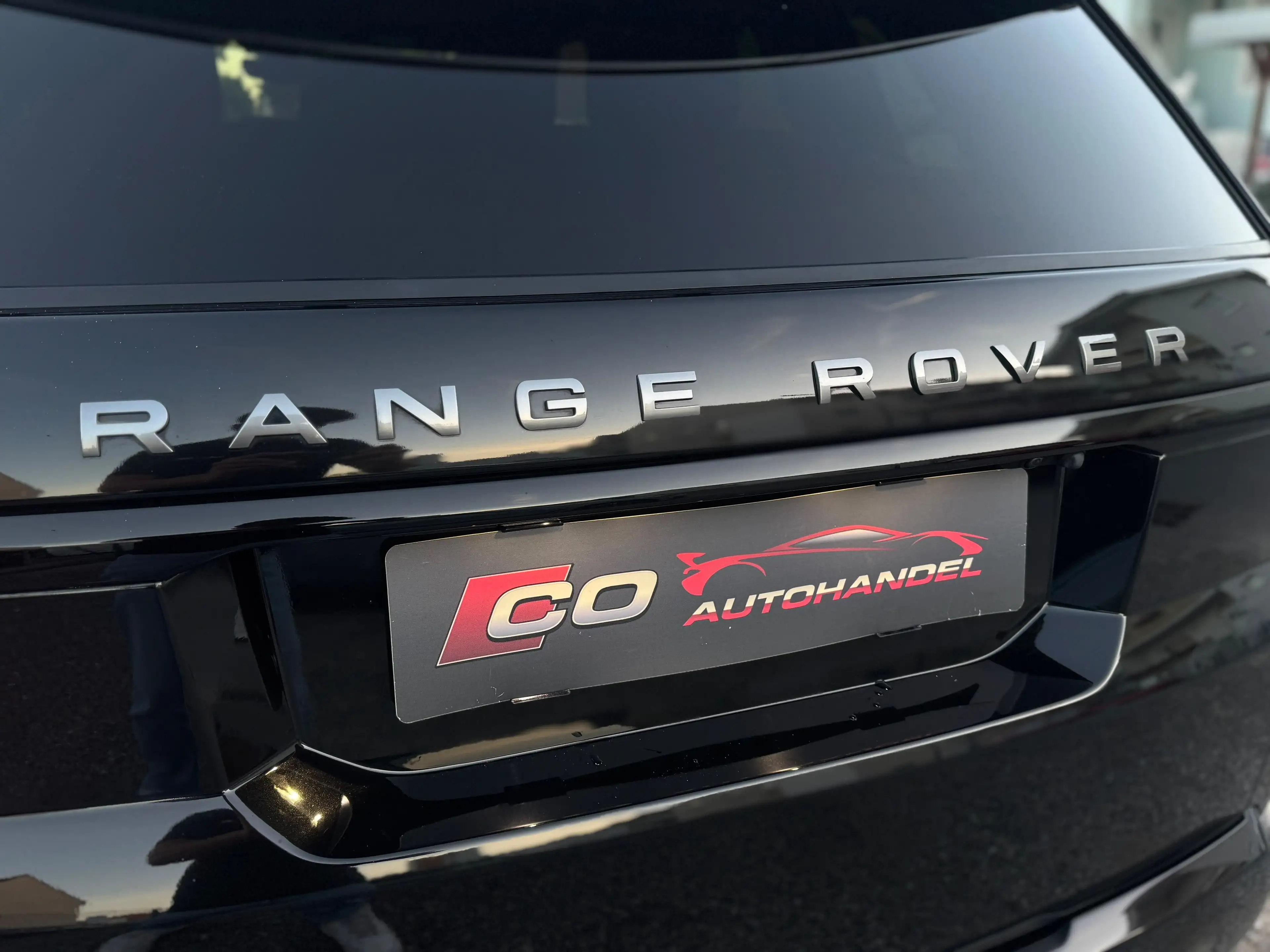 Land Rover Range Rover Sport R Dynamic — photo 8