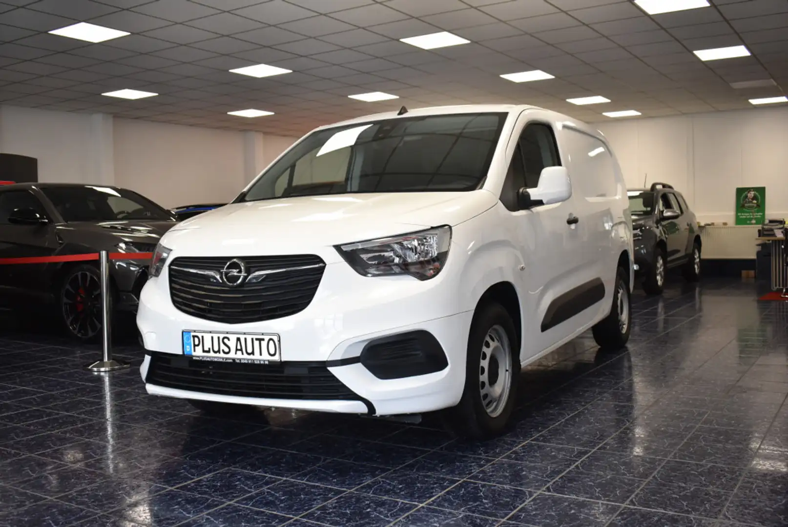 Opel Combo Edition 3-Sitze erhöhte Nutzlast XL PDC Weiß - 2