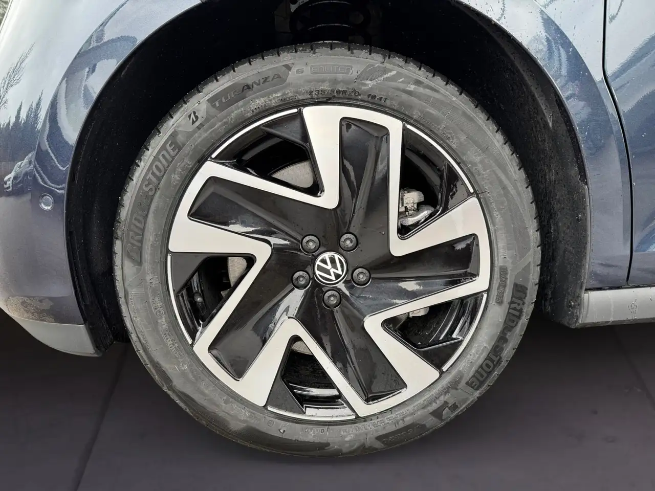 Volkswagen ID. Buzz Pro Lang "75 Jahre Bulli" 7-Sitzer 7