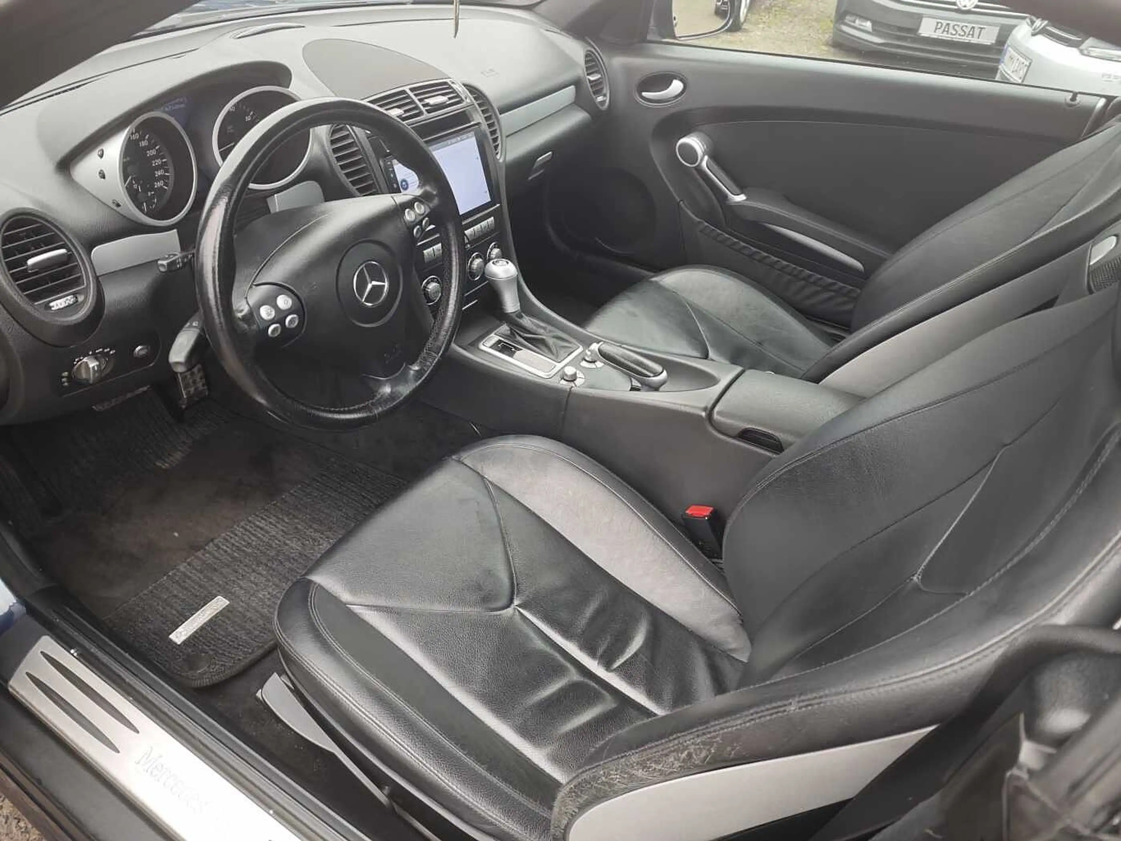 Mercedes-Benz SLK 280 7G-TRONIC — photo 12