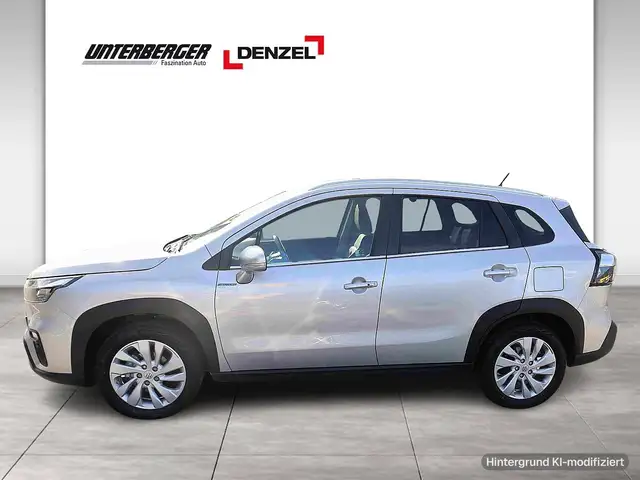 Suzuki SX4 S-Cross view 3