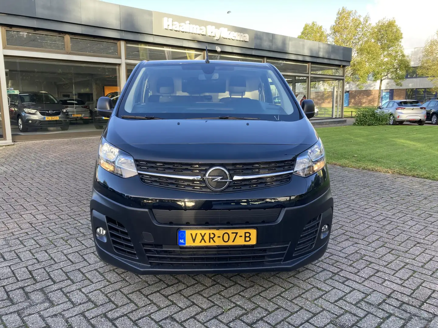 Opel Vivaro-e Electric L2 75 kWh | Airco | Navigatie | Parkpilot Чорний - 2