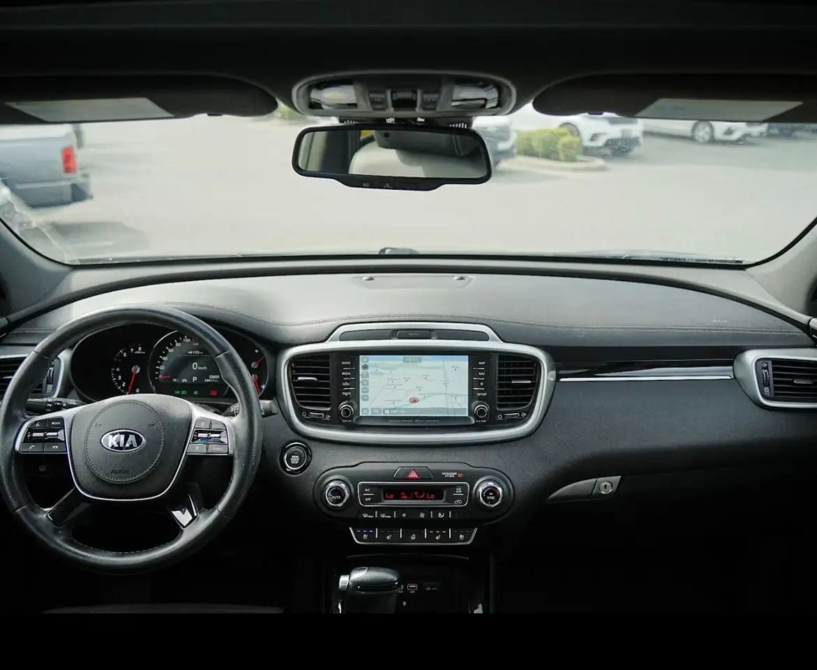 Kia Sorento снимка Kia Sorento
