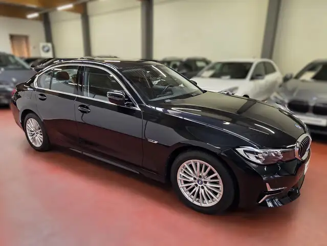 BMW 320 eA - PHEV - LUXURY LINE - CUIR - NAVI - CAM - Garantie