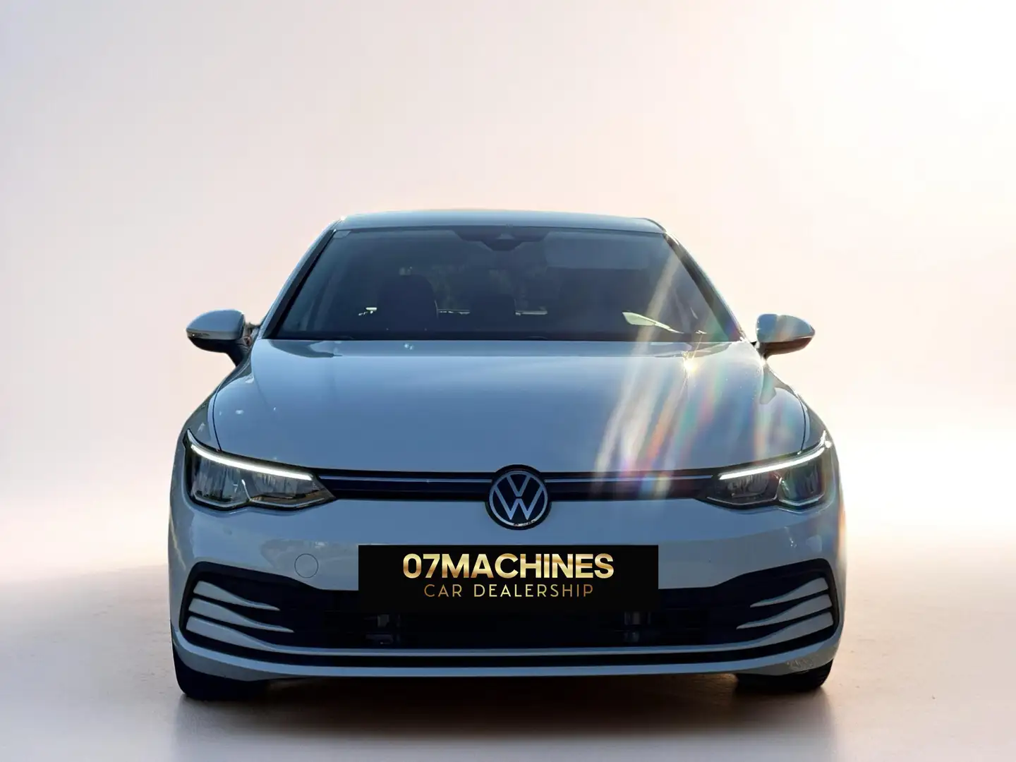 Volkswagen Golf Life Blanc - 1