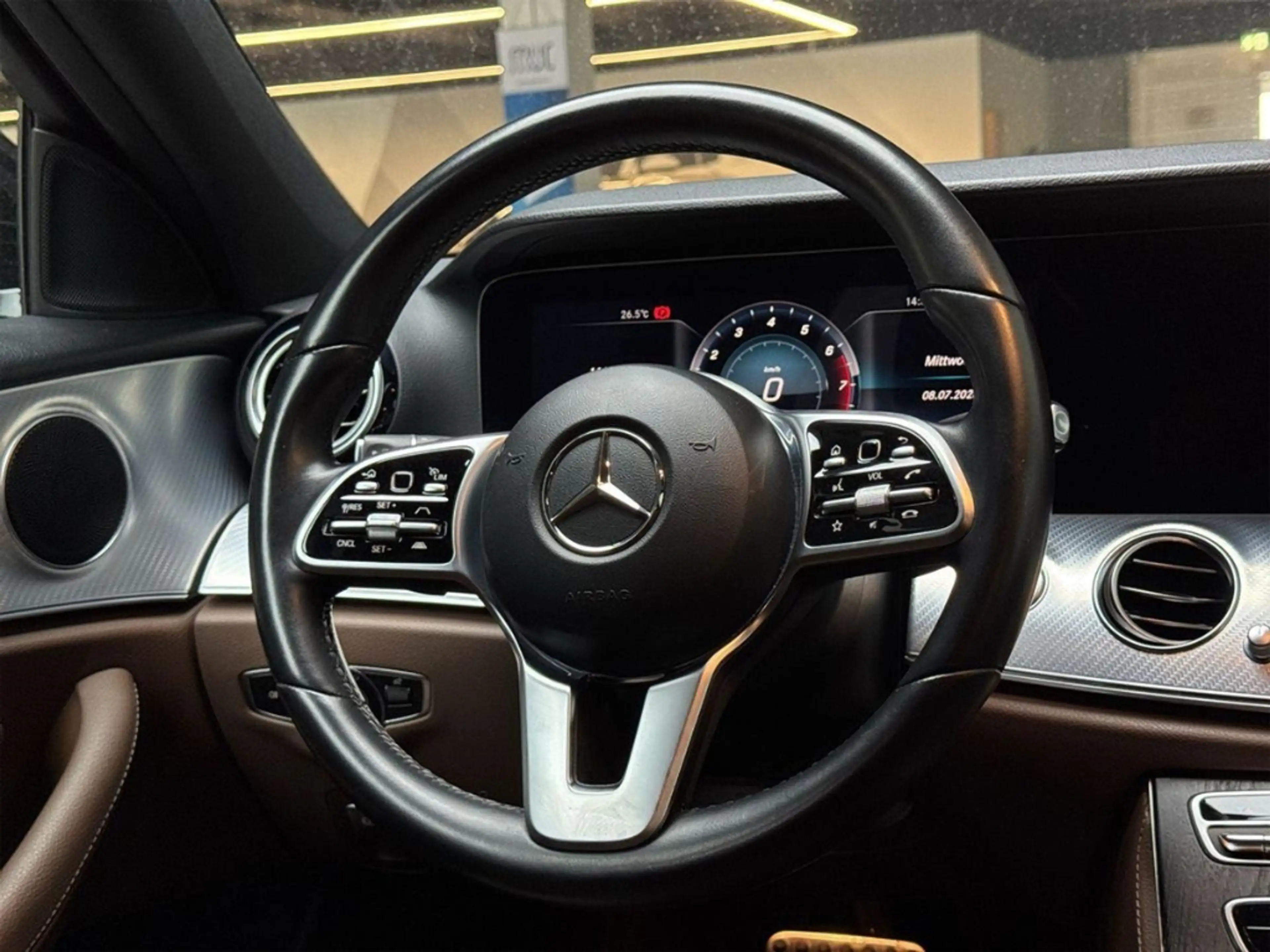 Mercedes-Benz E 450 Mercedes E450 Distronic Multibeam bel.sitze — photo 8