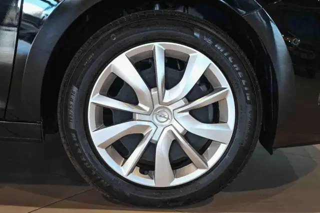 Opel Corsa view 8