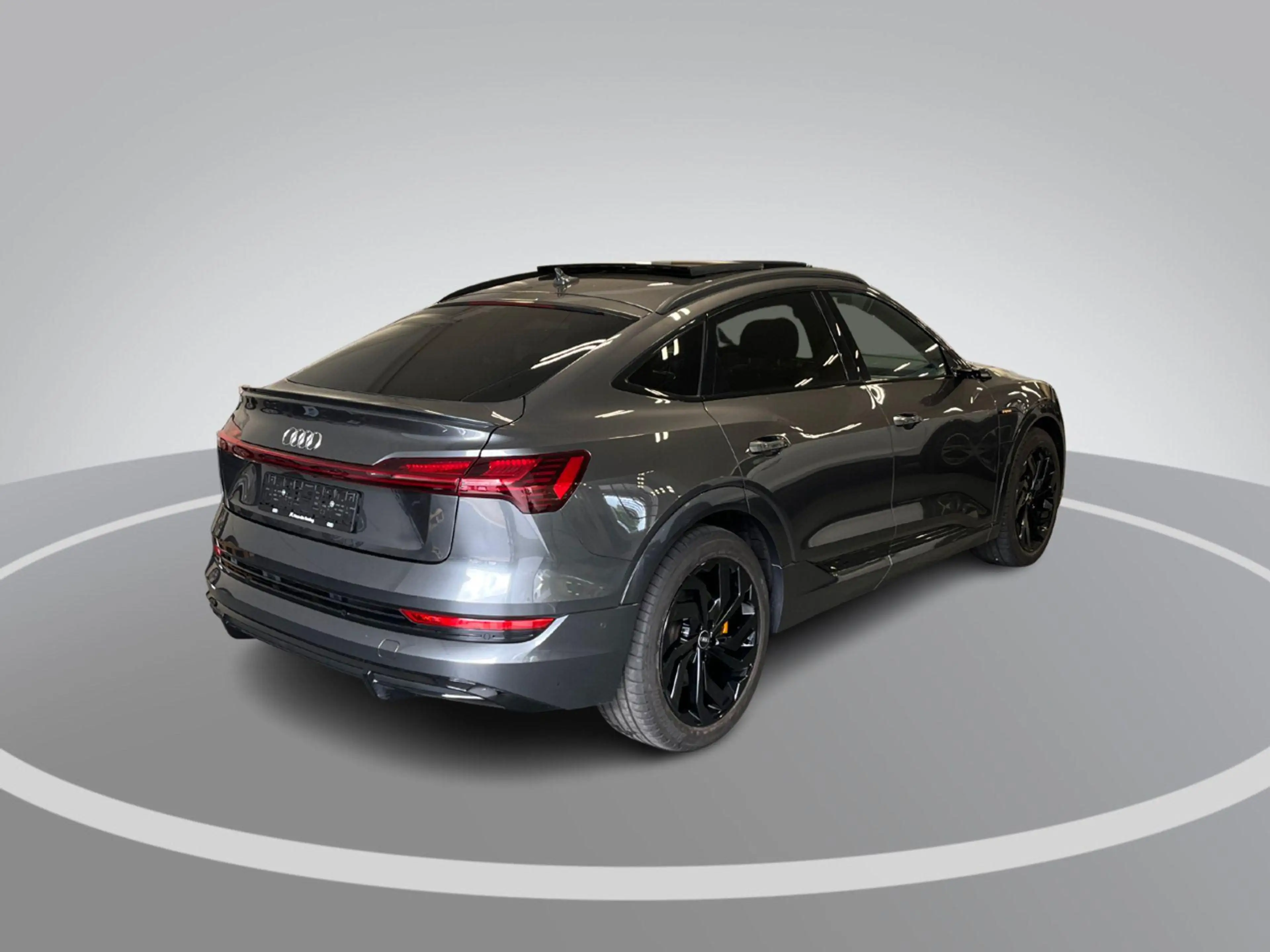 Audi e-tron Sportback 55 Quattro S edition 95 kWh 408pk · Pano — photo 2