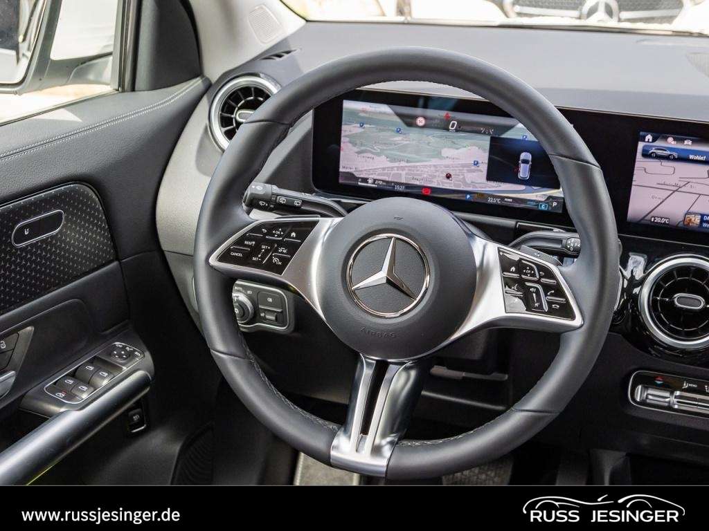 Mercedes-Benz GLA 180